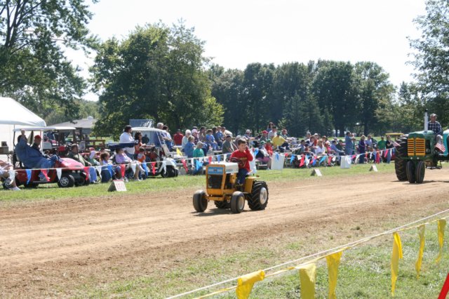 dawsonsiebert1968cubcadet102.jpg