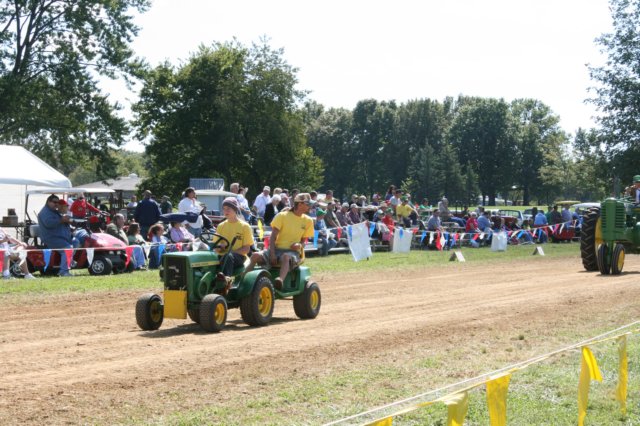 dylanwilliams1967johndeere1102.jpg