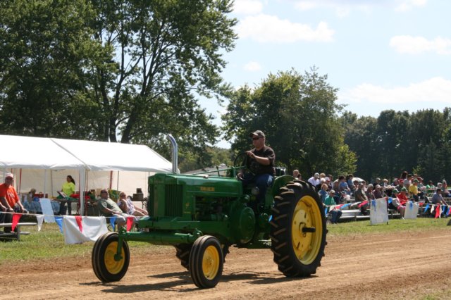 timwiles1954johndeere50ownedbyronsteger.jpg