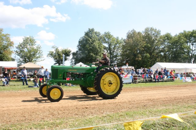 timwiles1954johndeere50ownedbyronsteger2.jpg