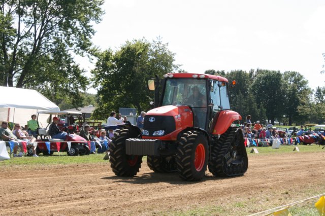 zimmertractor2009kubotam126xdrivenbymichaelstacey.jpg