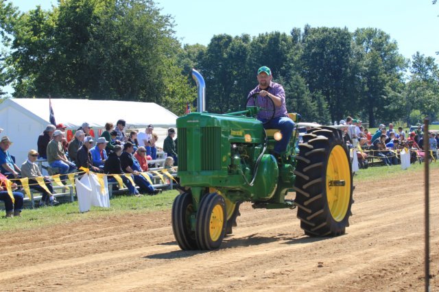 johndeere60ronstegerdrivenbytylerwiles.jpg