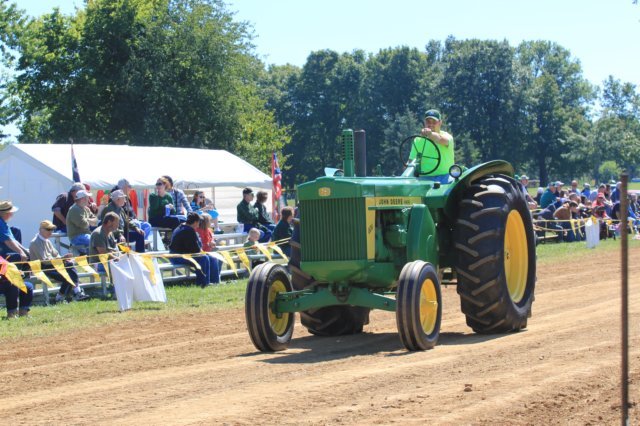 johndeere820rogerwalker.jpg