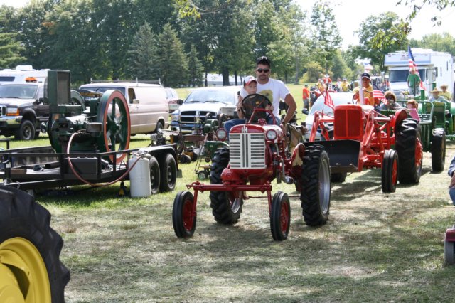 jeffreyfletcher1957farmallcub.jpg