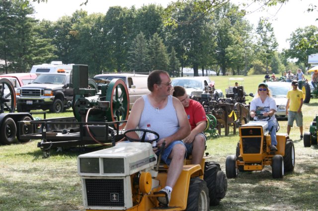 trevorstanley1969cubcadet125.jpg