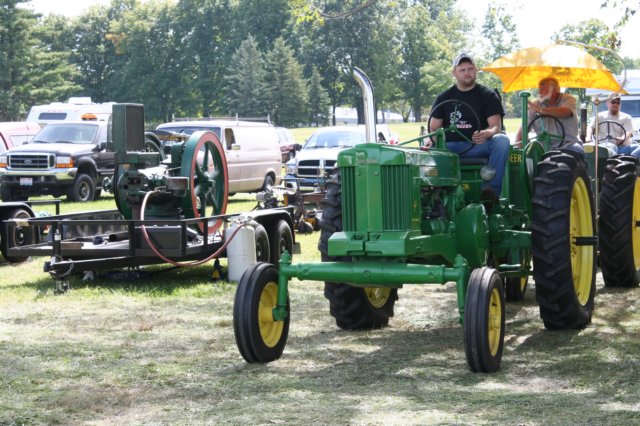 tylerwiles1955johndeere50ownedbyronsteger.jpg