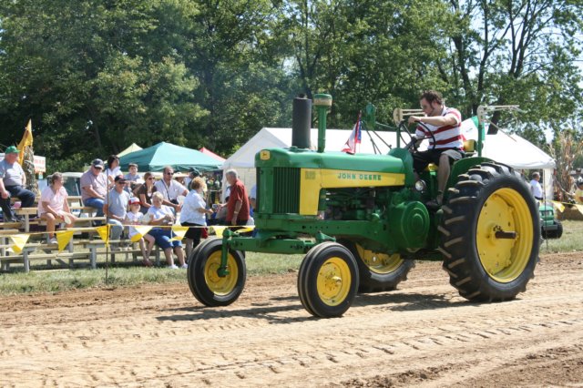 johndeere5302.jpg