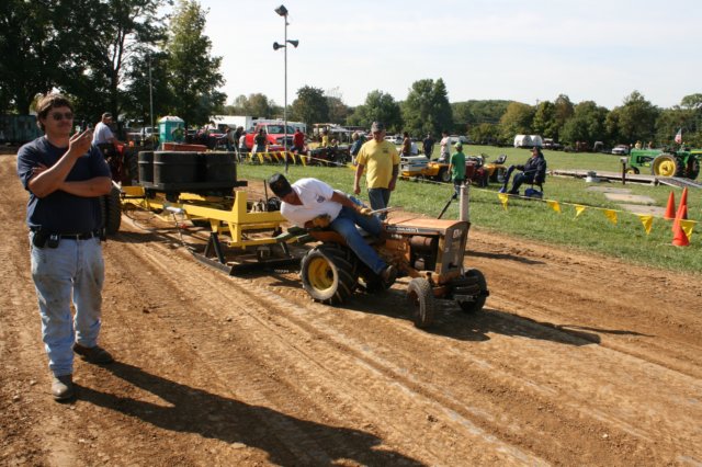 gardentractorpulls17.jpg