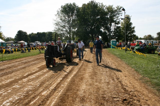 gardentractorpulls26.jpg