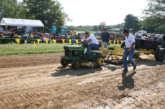 gardentractorpulls7.jpg