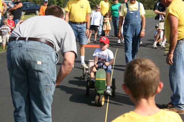 pedaltractorpulls10.jpg