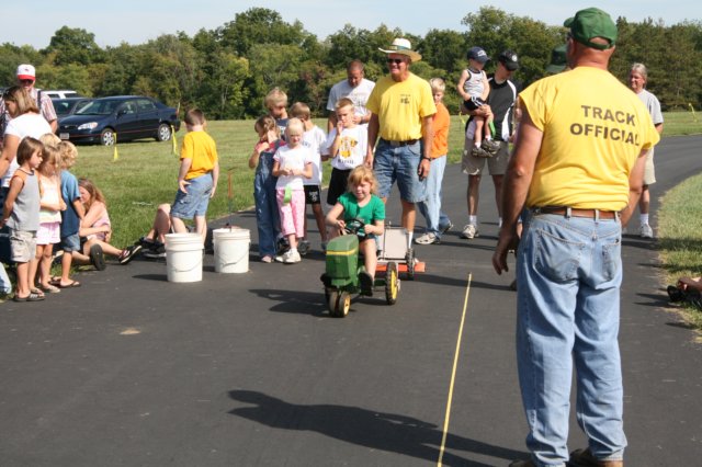 pedaltractorpulls23.jpg