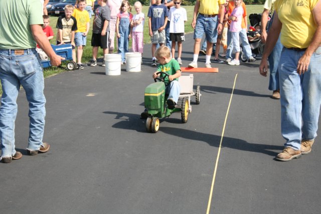 pedaltractorpulls5.jpg