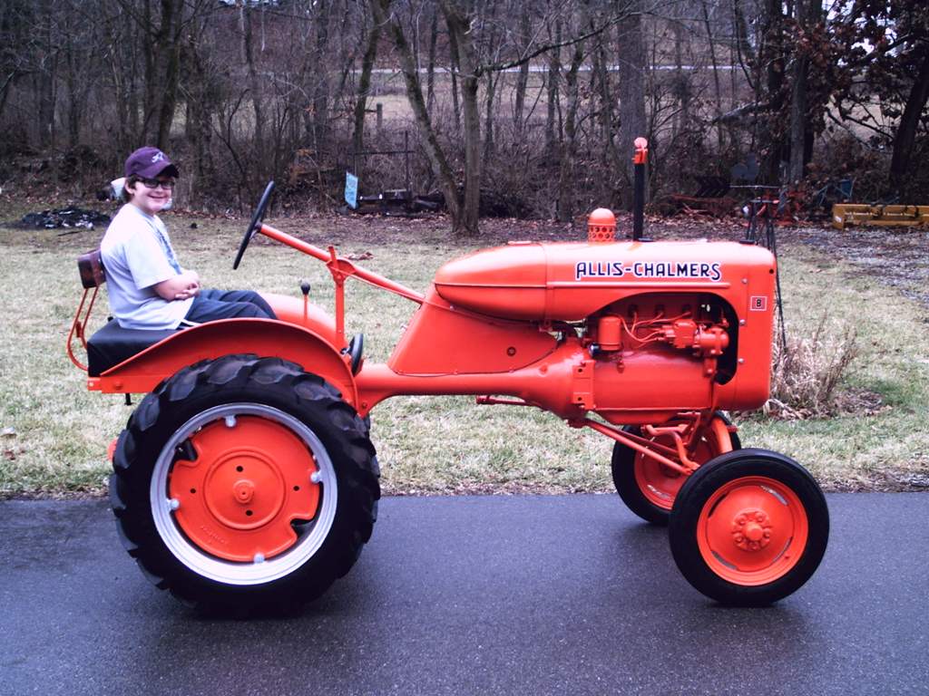 1940 Allis Chalmers B (Owned By Jeremy Lumley)